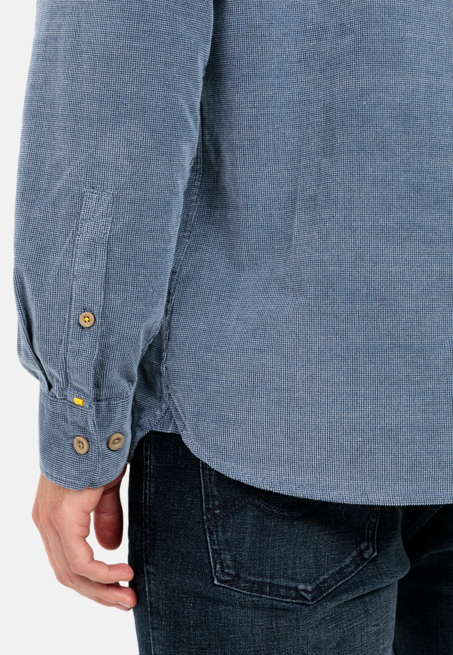 Men Long sleeve shirt in broken corduroy Blue worn detail close