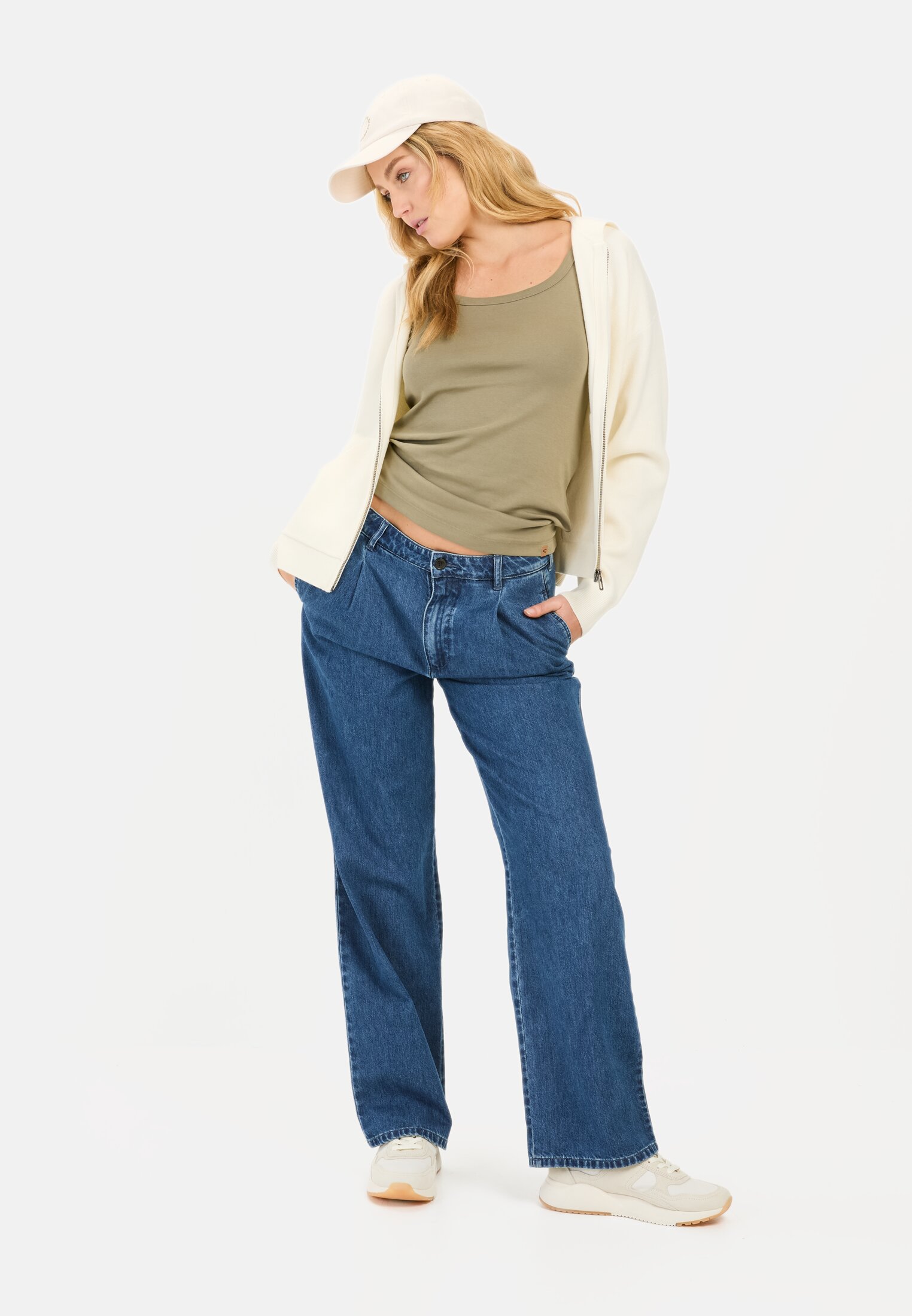 Women Basic top made of pure cotton Green worn front full body