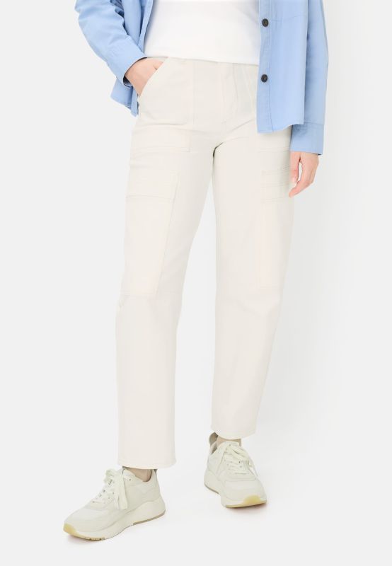 Fitted waist tail denim jacket w/ turbo emb