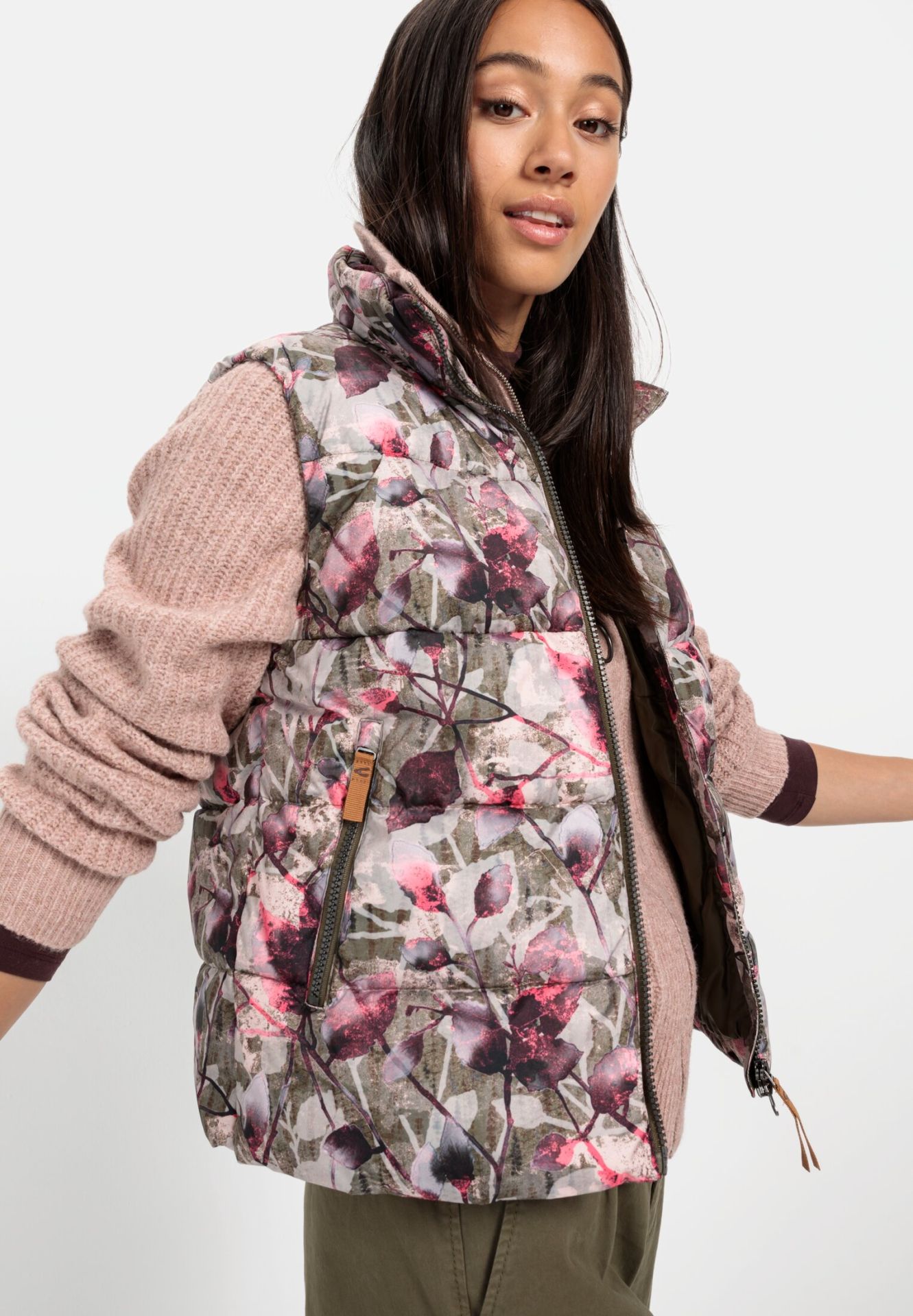 Outdoor vest for Women in grey camel active